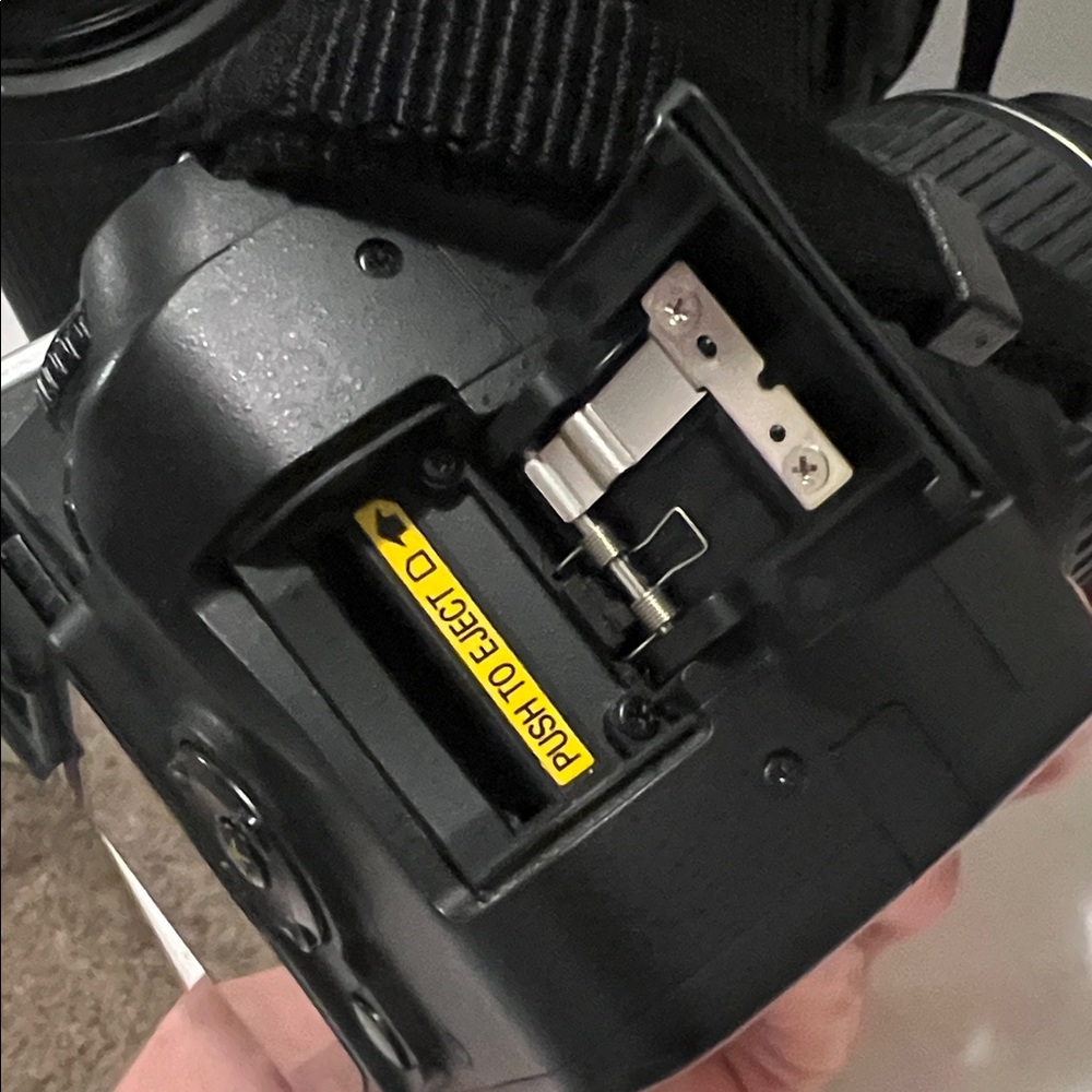 Nikon Black DSLR Camera with Dual Lens Set - Picture 7 of 11